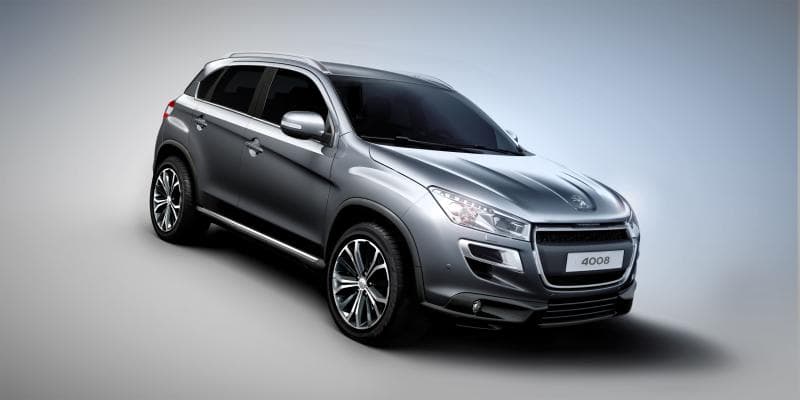 Peugeot-4008-profil
