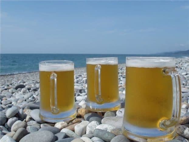 bere-la-plaja