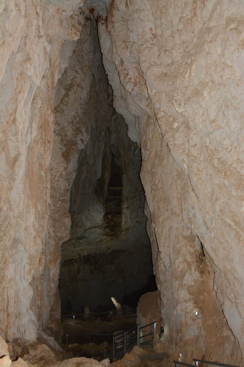 Pestera Meziad 35